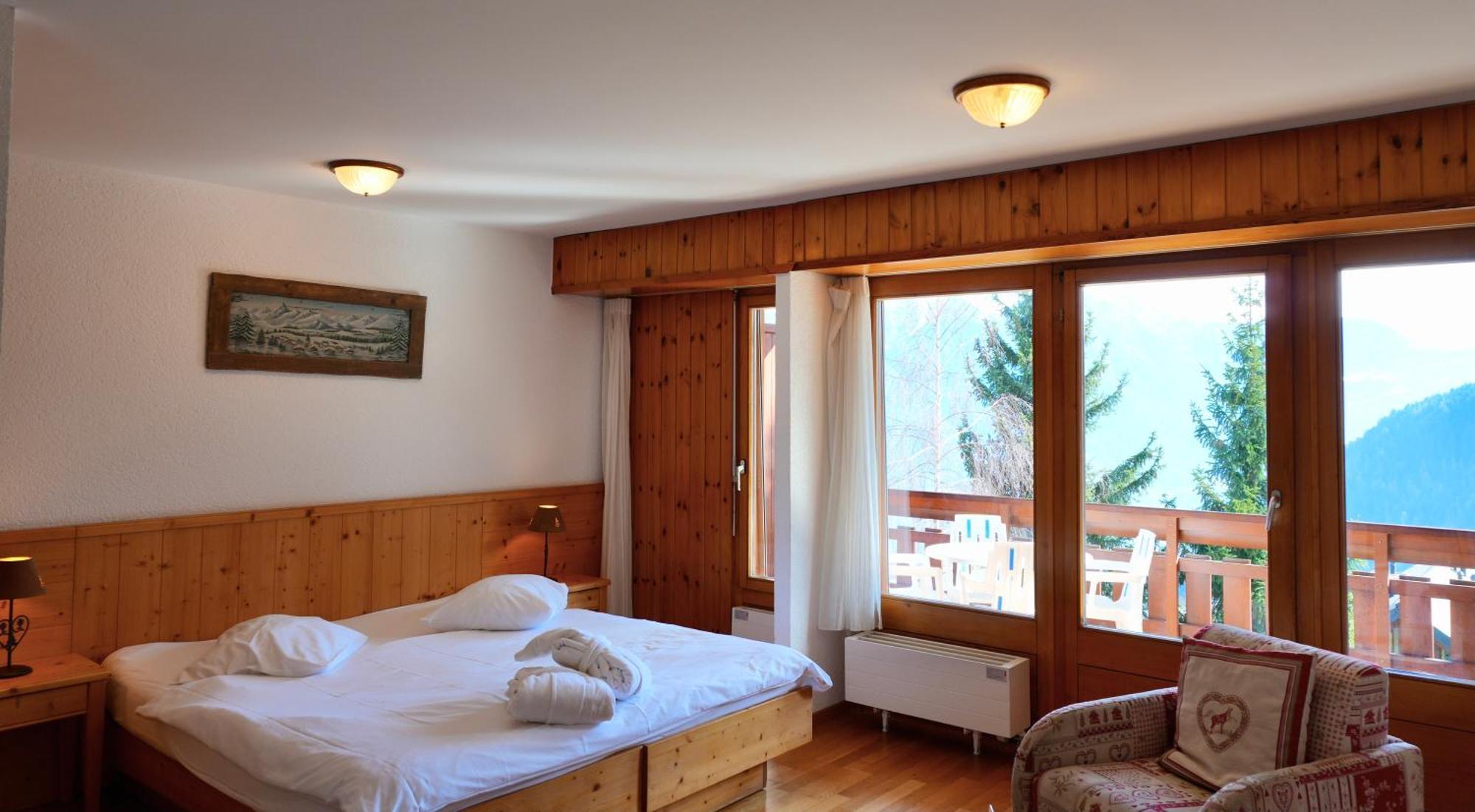 Hotel Les Bains D'אוברונאז מראה חיצוני תמונה