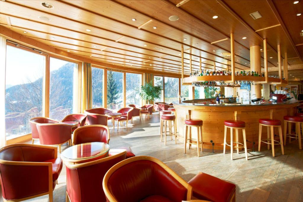 Hotel Les Bains D'אוברונאז מראה חיצוני תמונה