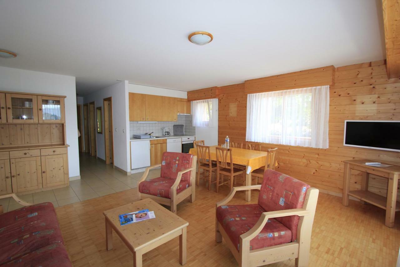 Hotel Les Bains D'אוברונאז מראה חיצוני תמונה