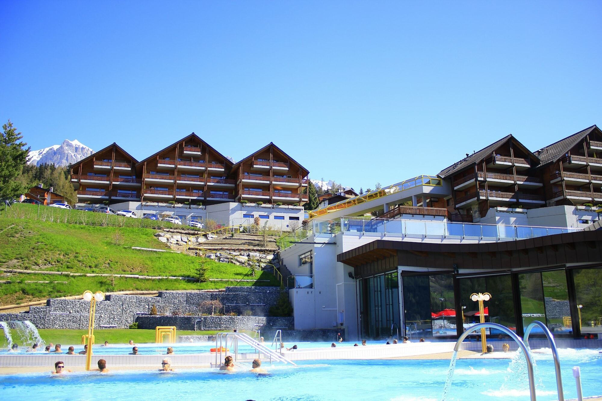 Hotel Les Bains D'אוברונאז מראה חיצוני תמונה
